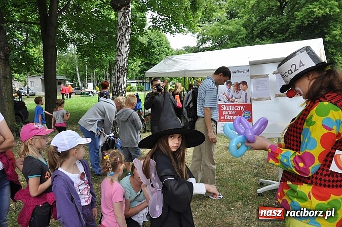 Zdjęcie w galerii na portalu naszraciborz.pl: II Bajkowy Las - spora frekwencja na leśnych duktach. Świetna zabawa na kempingu Obora wiadomości z regionu