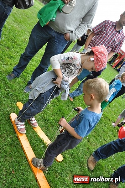 Zdjęcie w galerii na portalu naszraciborz.pl: II Bajkowy Las - spora frekwencja na leśnych duktach. Świetna zabawa na kempingu Obora wiadomości z regionu