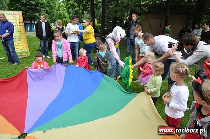 Zdjęcie w galerii na portalu naszraciborz.pl: II Bajkowy Las - spora frekwencja na leśnych duktach. Świetna zabawa na kempingu Obora wiadomości z regionu