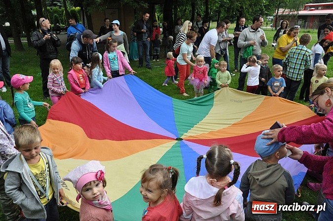 Zdjęcie w galerii na portalu naszraciborz.pl: II Bajkowy Las - spora frekwencja na leśnych duktach. Świetna zabawa na kempingu Obora wiadomości z regionu