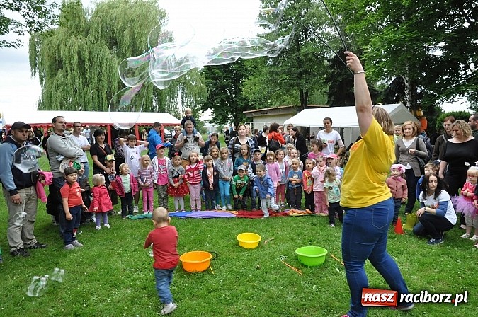 Zdjęcie w galerii na portalu naszraciborz.pl: II Bajkowy Las - spora frekwencja na leśnych duktach. Świetna zabawa na kempingu Obora wiadomości z regionu