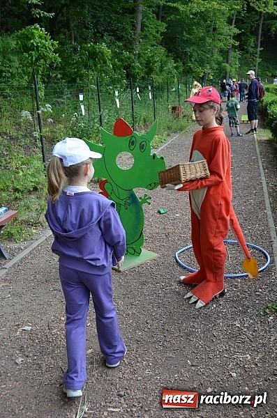 Zdjęcie w galerii na portalu naszraciborz.pl: II Bajkowy Las - spora frekwencja na leśnych duktach. Świetna zabawa na kempingu Obora wiadomości z regionu