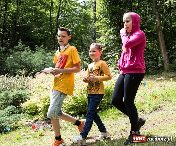 Zdjęcie w galerii na portalu naszraciborz.pl: II Bajkowy Las - spora frekwencja na leśnych duktach. Świetna zabawa na kempingu Obora wiadomości z regionu