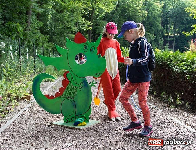 Zdjęcie w galerii na portalu naszraciborz.pl: II Bajkowy Las - spora frekwencja na leśnych duktach. Świetna zabawa na kempingu Obora wiadomości z regionu