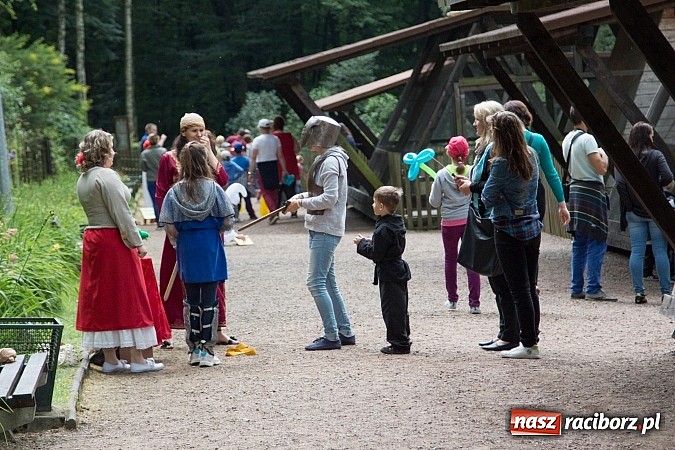 Zdjęcie w galerii na portalu naszraciborz.pl: II Bajkowy Las - spora frekwencja na leśnych duktach. Świetna zabawa na kempingu Obora wiadomości z regionu