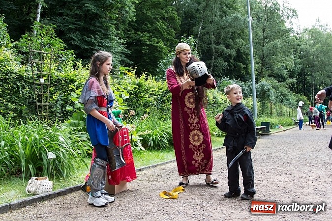 Zdjęcie w galerii na portalu naszraciborz.pl: II Bajkowy Las - spora frekwencja na leśnych duktach. Świetna zabawa na kempingu Obora wiadomości z regionu