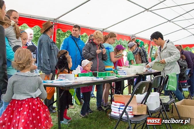 Zdjęcie w galerii na portalu naszraciborz.pl: II Bajkowy Las - spora frekwencja na leśnych duktach. Świetna zabawa na kempingu Obora wiadomości z regionu