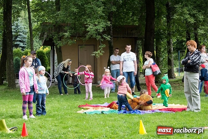 Zdjęcie w galerii na portalu naszraciborz.pl: II Bajkowy Las - spora frekwencja na leśnych duktach. Świetna zabawa na kempingu Obora wiadomości z regionu