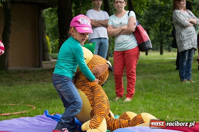 Zdjęcie w galerii na portalu naszraciborz.pl: II Bajkowy Las - spora frekwencja na leśnych duktach. Świetna zabawa na kempingu Obora wiadomości z regionu