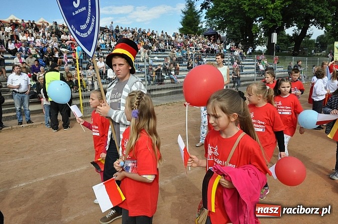 Zdjęcie w galerii na portalu naszraciborz.pl: Daniel Olbrychski jako król Jan III Sobieski na przemarszu z okazji Dni Raciborza wiadomości z regionu