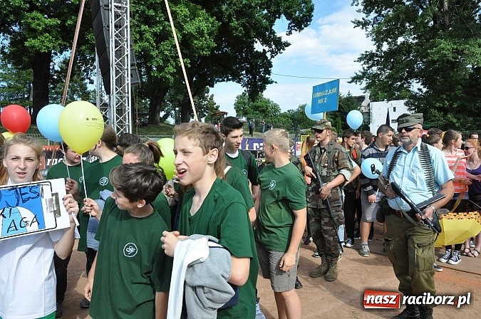 Zdjęcie w galerii na portalu naszraciborz.pl: Daniel Olbrychski jako król Jan III Sobieski na przemarszu z okazji Dni Raciborza wiadomości z regionu