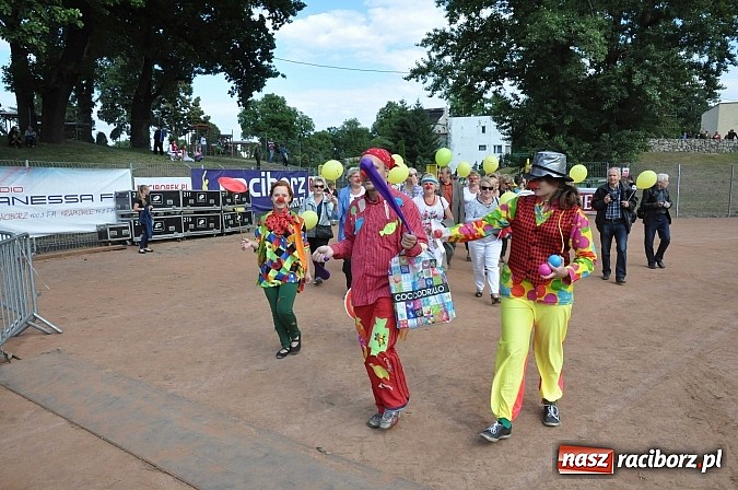 Zdjęcie w galerii na portalu naszraciborz.pl: Daniel Olbrychski jako król Jan III Sobieski na przemarszu z okazji Dni Raciborza wiadomości z regionu