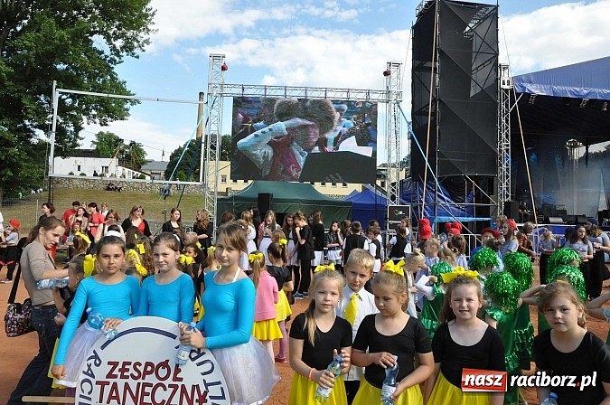 Zdjęcie w galerii na portalu naszraciborz.pl: Daniel Olbrychski jako król Jan III Sobieski na przemarszu z okazji Dni Raciborza wiadomości z regionu