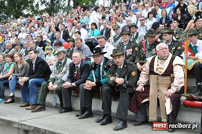 Zdjęcie w galerii na portalu naszraciborz.pl: Daniel Olbrychski jako król Jan III Sobieski na przemarszu z okazji Dni Raciborza wiadomości z regionu