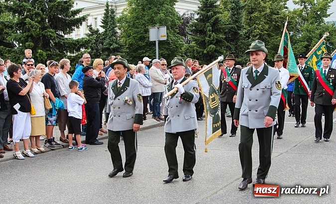 Zdjęcie w galerii na portalu naszraciborz.pl: Daniel Olbrychski jako król Jan III Sobieski na przemarszu z okazji Dni Raciborza wiadomości z regionu