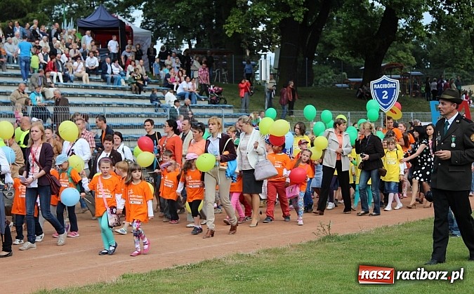 Zdjęcie w galerii na portalu naszraciborz.pl: Daniel Olbrychski jako król Jan III Sobieski na przemarszu z okazji Dni Raciborza wiadomości z regionu