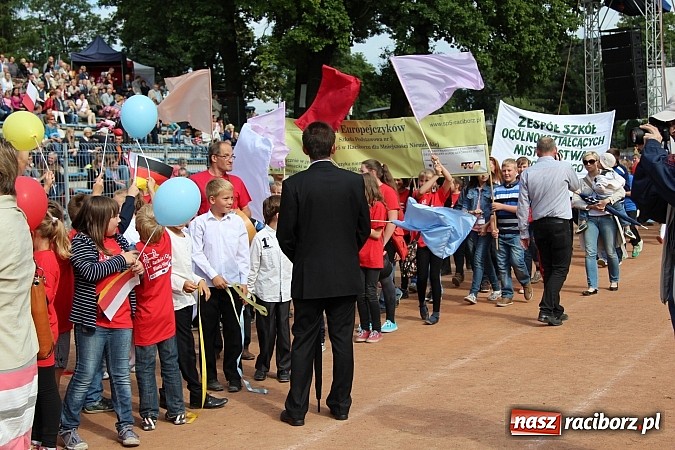 Zdjęcie w galerii na portalu naszraciborz.pl: Daniel Olbrychski jako król Jan III Sobieski na przemarszu z okazji Dni Raciborza wiadomości z regionu
