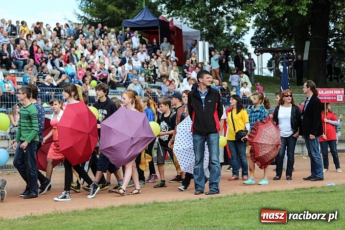 Zdjęcie w galerii na portalu naszraciborz.pl: Daniel Olbrychski jako król Jan III Sobieski na przemarszu z okazji Dni Raciborza wiadomości z regionu