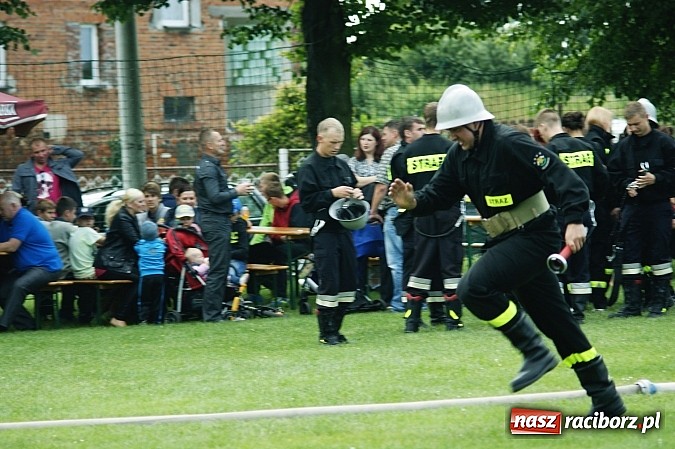 Zdjęcie w galerii na portalu naszraciborz.pl: Krzanowice i Pietraszyn ponownie na mistrzowskim tronie wiadomości z regionu