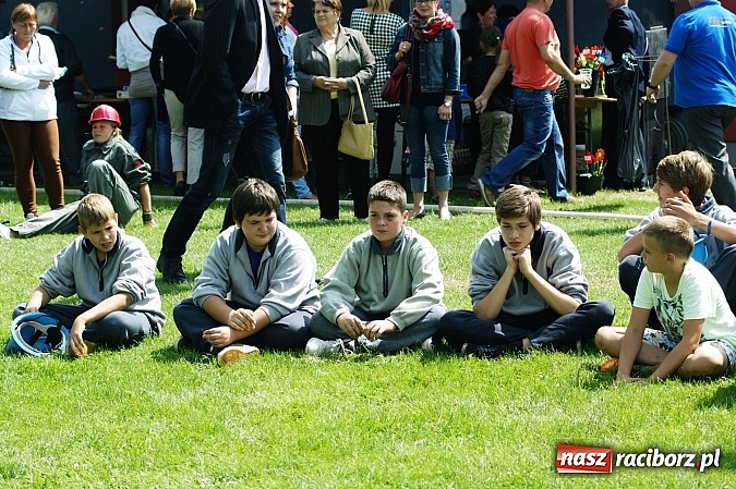 Zdjęcie w galerii na portalu naszraciborz.pl: Krzanowice i Pietraszyn ponownie na mistrzowskim tronie wiadomości z regionu