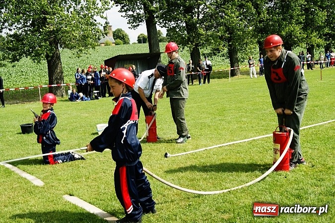 Zdjęcie w galerii na portalu naszraciborz.pl: Krzanowice i Pietraszyn ponownie na mistrzowskim tronie wiadomości z regionu