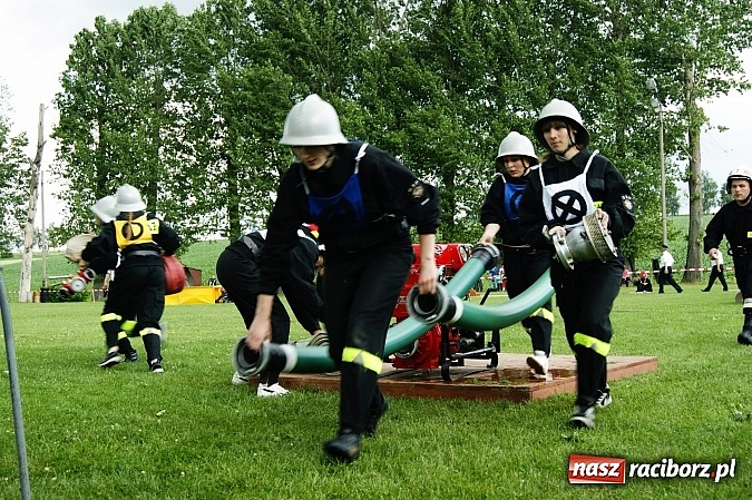 Zdjęcie w galerii na portalu naszraciborz.pl: Krzanowice i Pietraszyn ponownie na mistrzowskim tronie wiadomości z regionu