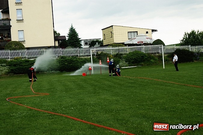 Zdjęcie w galerii na portalu naszraciborz.pl: Krzanowice i Pietraszyn ponownie na mistrzowskim tronie wiadomości z regionu