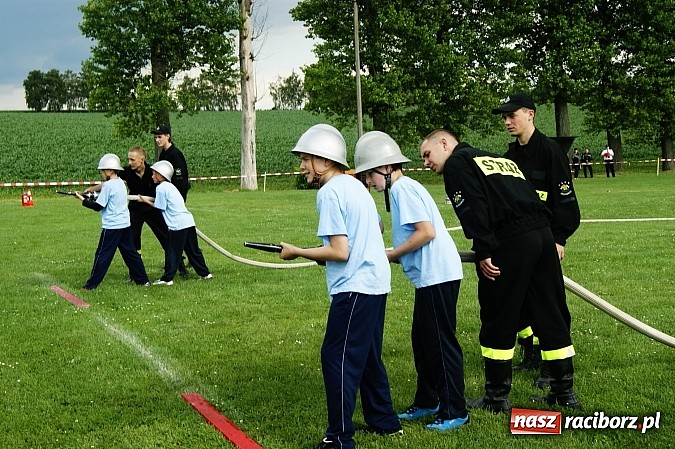 Zdjęcie w galerii na portalu naszraciborz.pl: Krzanowice i Pietraszyn ponownie na mistrzowskim tronie wiadomości z regionu