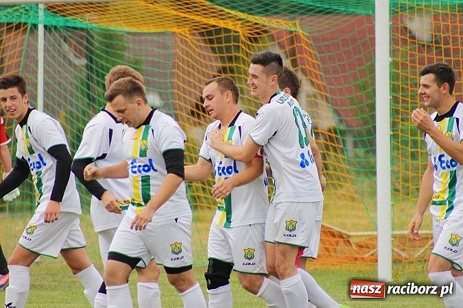 Zdjęcie w galerii na portalu naszraciborz.pl: LKS Buk Rudy mistrzem klasy A. Tak się cieszono z awansu  wiadomości z regionu