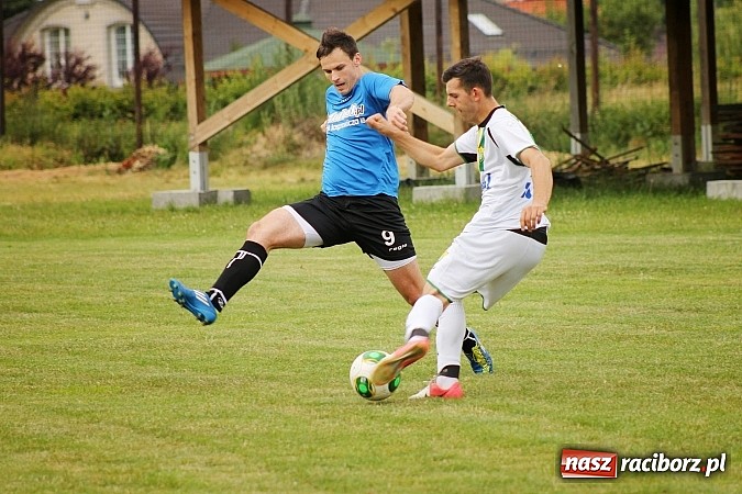 Zdjęcie w galerii na portalu naszraciborz.pl: LKS Buk Rudy mistrzem klasy A. Tak się cieszono z awansu  wiadomości z regionu