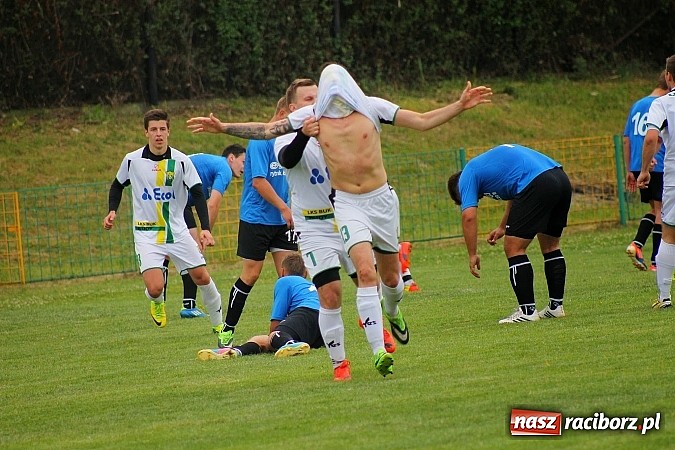 Zdjęcie w galerii na portalu naszraciborz.pl: LKS Buk Rudy mistrzem klasy A. Tak się cieszono z awansu  wiadomości z regionu