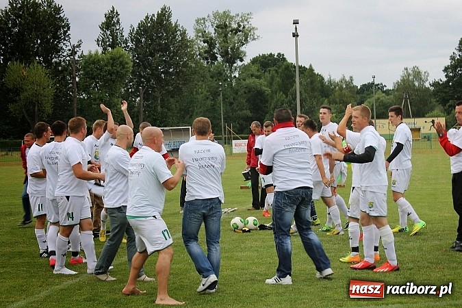 Zdjęcie w galerii na portalu naszraciborz.pl: LKS Buk Rudy mistrzem klasy A. Tak się cieszono z awansu  wiadomości z regionu