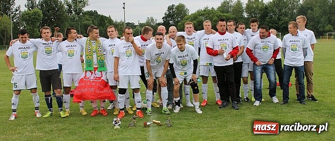 Zdjęcie w galerii na portalu naszraciborz.pl: LKS Buk Rudy mistrzem klasy A. Tak się cieszono z awansu  wiadomości z regionu