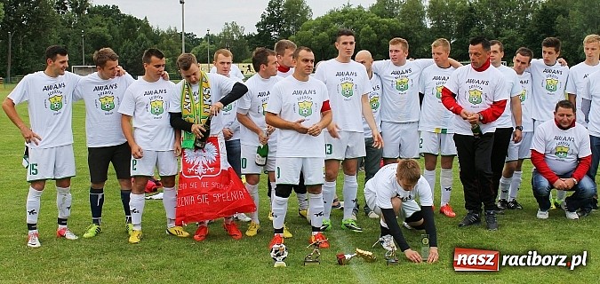 Zdjęcie w galerii na portalu naszraciborz.pl: LKS Buk Rudy mistrzem klasy A. Tak się cieszono z awansu  wiadomości z regionu