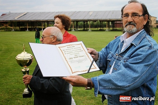 Zdjęcie w galerii na portalu naszraciborz.pl: LKS Buk Rudy mistrzem klasy A. Tak się cieszono z awansu  wiadomości z regionu