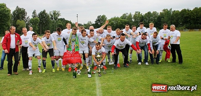 Zdjęcie w galerii na portalu naszraciborz.pl: LKS Buk Rudy mistrzem klasy A. Tak się cieszono z awansu  wiadomości z regionu