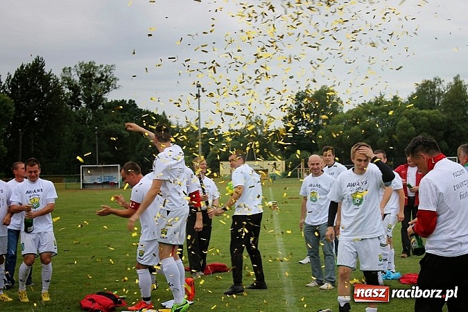 Zdjęcie w galerii na portalu naszraciborz.pl: LKS Buk Rudy mistrzem klasy A. Tak się cieszono z awansu  wiadomości z regionu