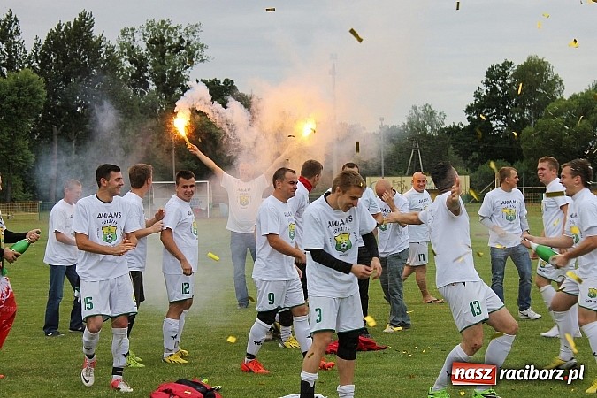 Zdjęcie w galerii na portalu naszraciborz.pl: LKS Buk Rudy mistrzem klasy A. Tak się cieszono z awansu  wiadomości z regionu