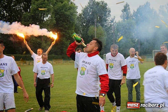 Zdjęcie w galerii na portalu naszraciborz.pl: LKS Buk Rudy mistrzem klasy A. Tak się cieszono z awansu  wiadomości z regionu