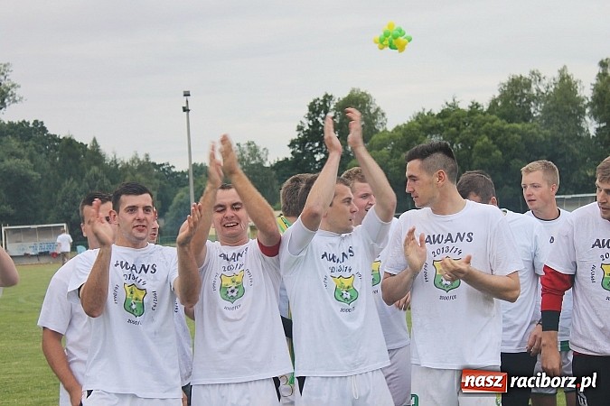 Zdjęcie w galerii na portalu naszraciborz.pl: LKS Buk Rudy mistrzem klasy A. Tak się cieszono z awansu  wiadomości z regionu