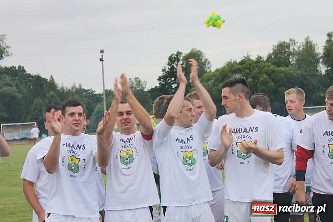 Zdjęcie w galerii na portalu naszraciborz.pl: LKS Buk Rudy mistrzem klasy A. Tak się cieszono z awansu  wiadomości z regionu