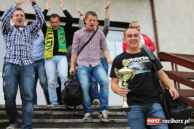 Zdjęcie w galerii na portalu naszraciborz.pl: LKS Buk Rudy mistrzem klasy A. Tak się cieszono z awansu  wiadomości z regionu