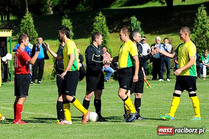 Zdjęcie w galerii na portalu naszraciborz.pl: Brzezie przegrało w Czernicy. Awans Zameczka do A klasy wiadomości z regionu