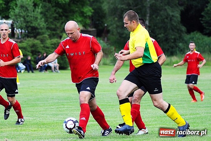 Zdjęcie w galerii na portalu naszraciborz.pl: Brzezie przegrało w Czernicy. Awans Zameczka do A klasy wiadomości z regionu