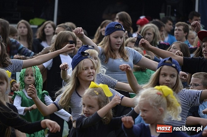 Zdjęcie w galerii na portalu naszraciborz.pl: Prezentacje grup z RCK drugiego dnia Dni Raciborza  wiadomości z regionu