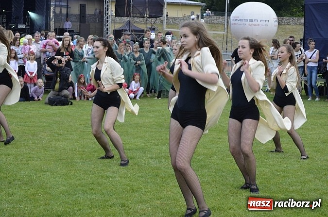 Zdjęcie w galerii na portalu naszraciborz.pl: Prezentacje grup z RCK drugiego dnia Dni Raciborza  wiadomości z regionu