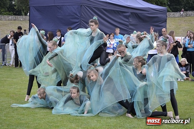 Zdjęcie w galerii na portalu naszraciborz.pl: Prezentacje grup z RCK drugiego dnia Dni Raciborza  wiadomości z regionu