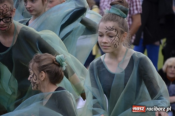 Zdjęcie w galerii na portalu naszraciborz.pl: Prezentacje grup z RCK drugiego dnia Dni Raciborza  wiadomości z regionu