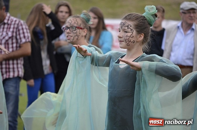 Zdjęcie w galerii na portalu naszraciborz.pl: Prezentacje grup z RCK drugiego dnia Dni Raciborza  wiadomości z regionu