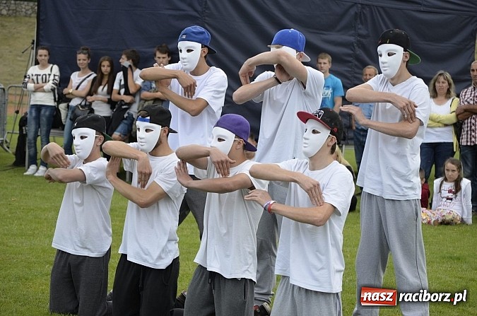 Zdjęcie w galerii na portalu naszraciborz.pl: Prezentacje grup z RCK drugiego dnia Dni Raciborza  wiadomości z regionu